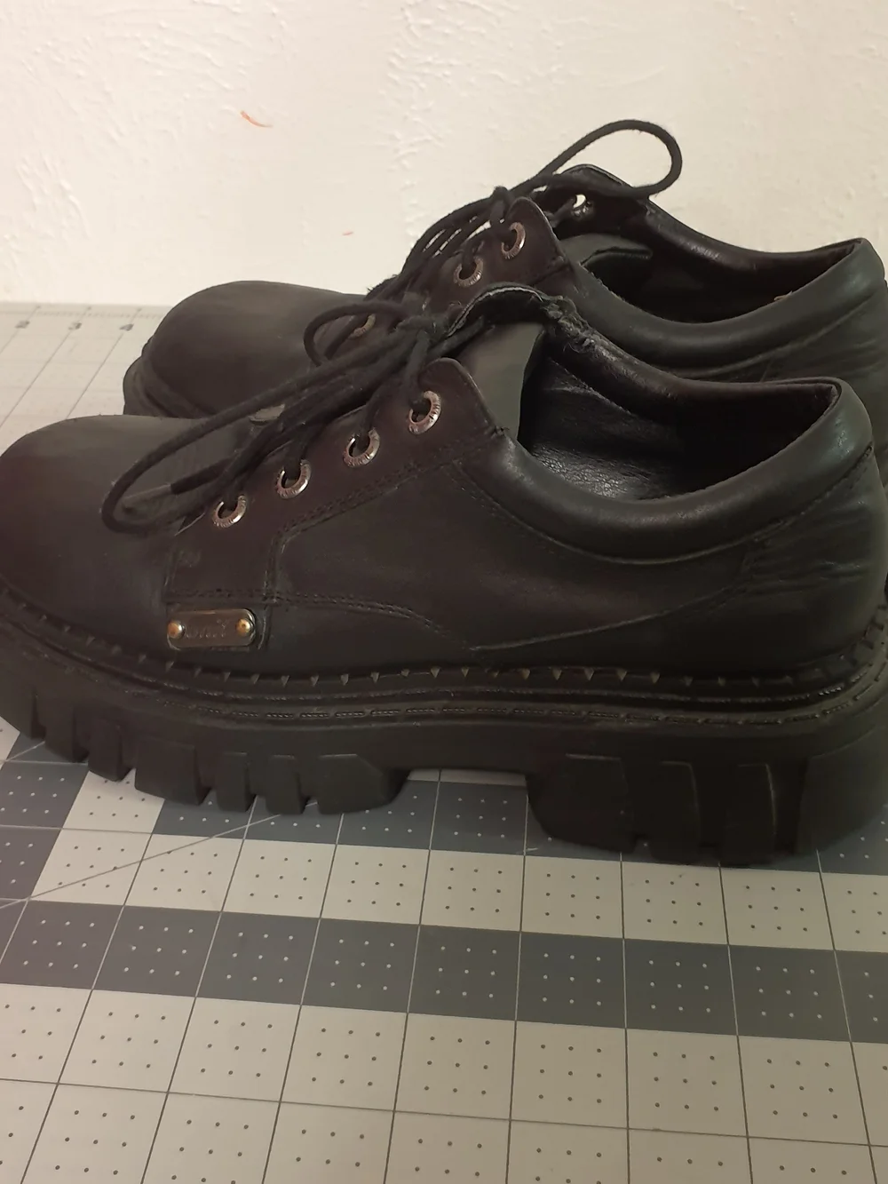 UNIF Black Leather Lace-Up Derby Shoes with Chunky Sole